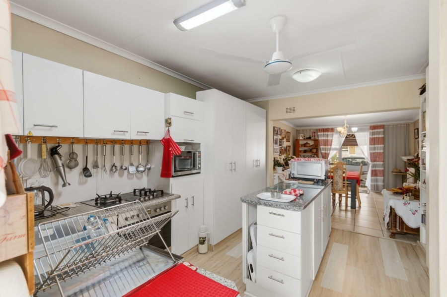 3 Bedroom Property for Sale in Whispering Pines Western Cape